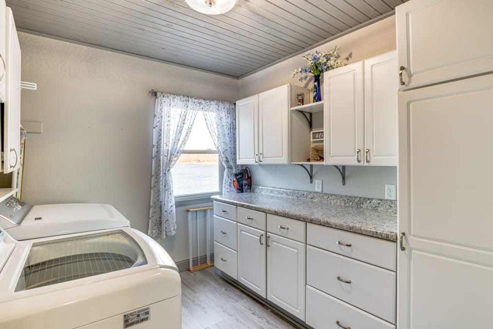 Washer & Dryer | Main Level