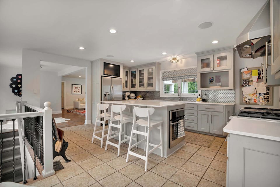 Kitchen and Island with Seating