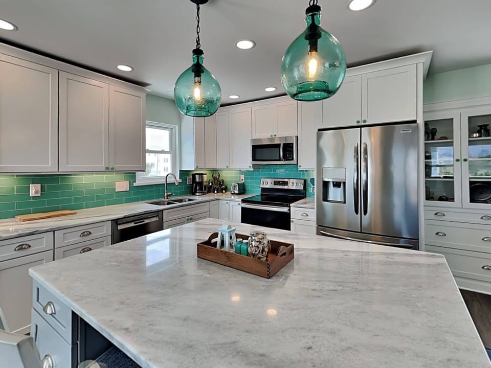 Fully Equipped Kitchen with Stainless Steel Appliances