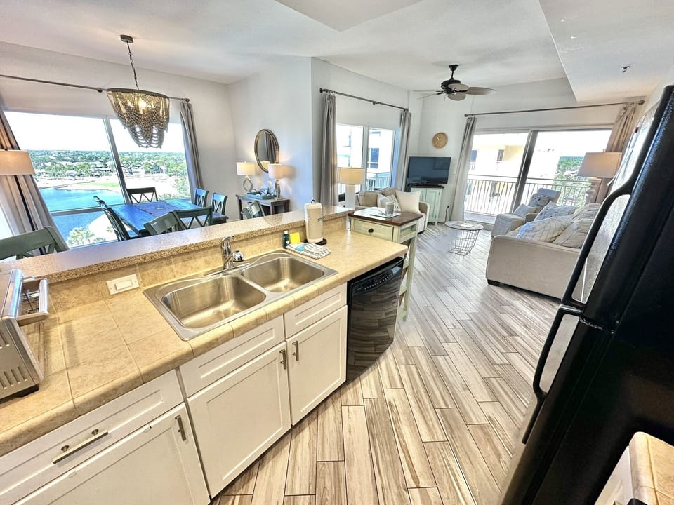 Fully Stocked Kitchen
