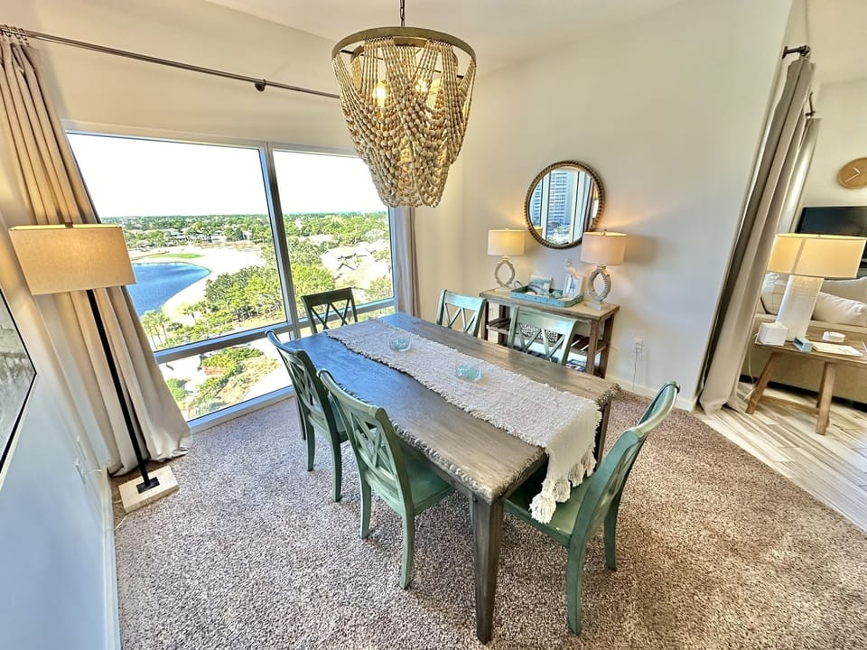 Dining Area for 6