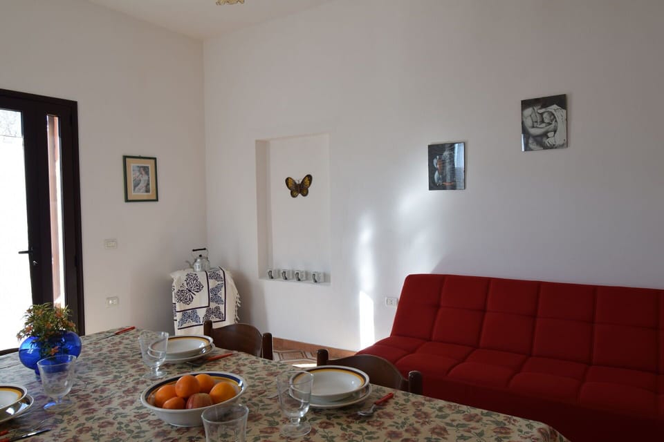 Autumn, Living Room, Spring, Summer