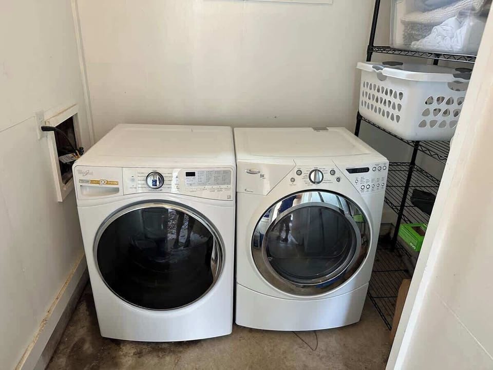 In-unit washer & dryer for your convenience