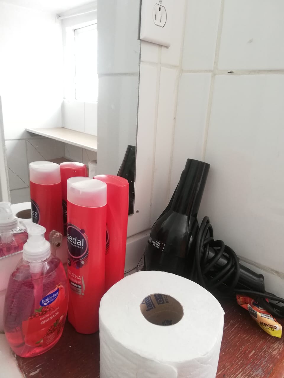 Bathroom amenities