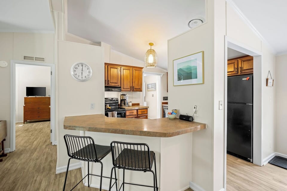 Fully stocked kitchen.