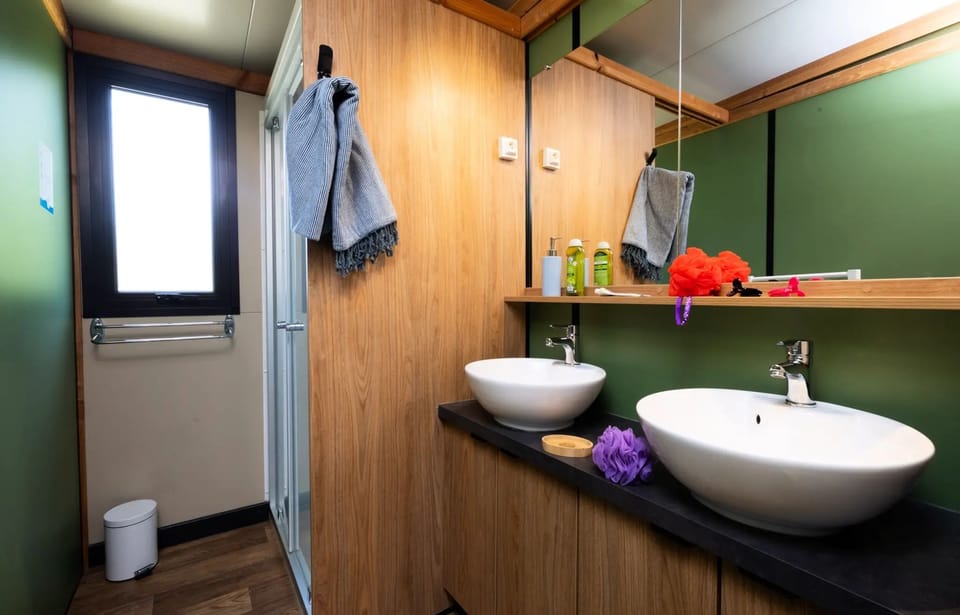Le Petit Liou Sites & Paysages *** - Boscodon Premium Chalet 3 bedrooms with bathrooms for 6 people Chalet in Provence-Alpes-Côte d'Azur