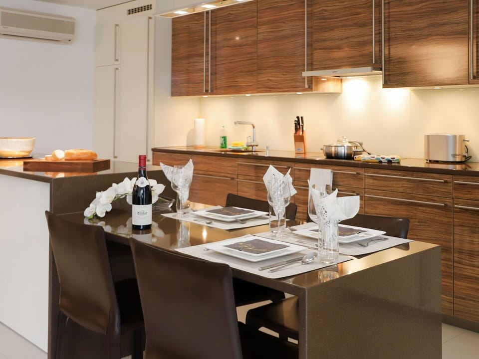 Table, Furniture, Kitchen, Countertop, Cabinetry, Wood, Tableware, Interior Design, Flooring, Floor