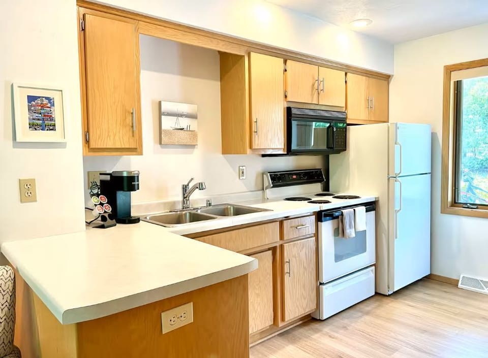 Fully stocked kitchen to prepare and enjoy homemade meals