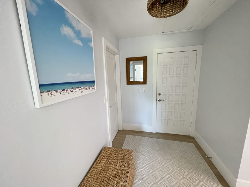 Barefoot Bonita - Door to the interior stairway to the first floor level