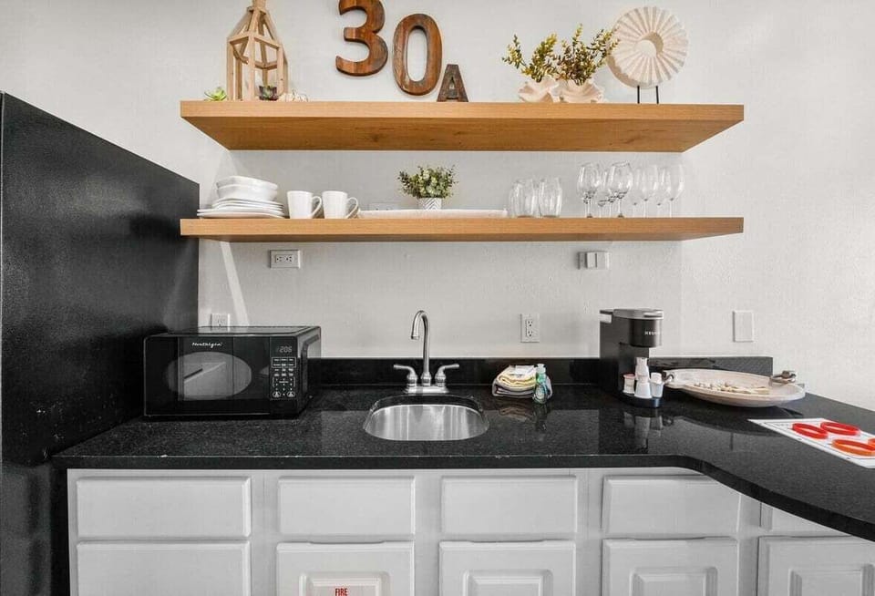 Kitchenette