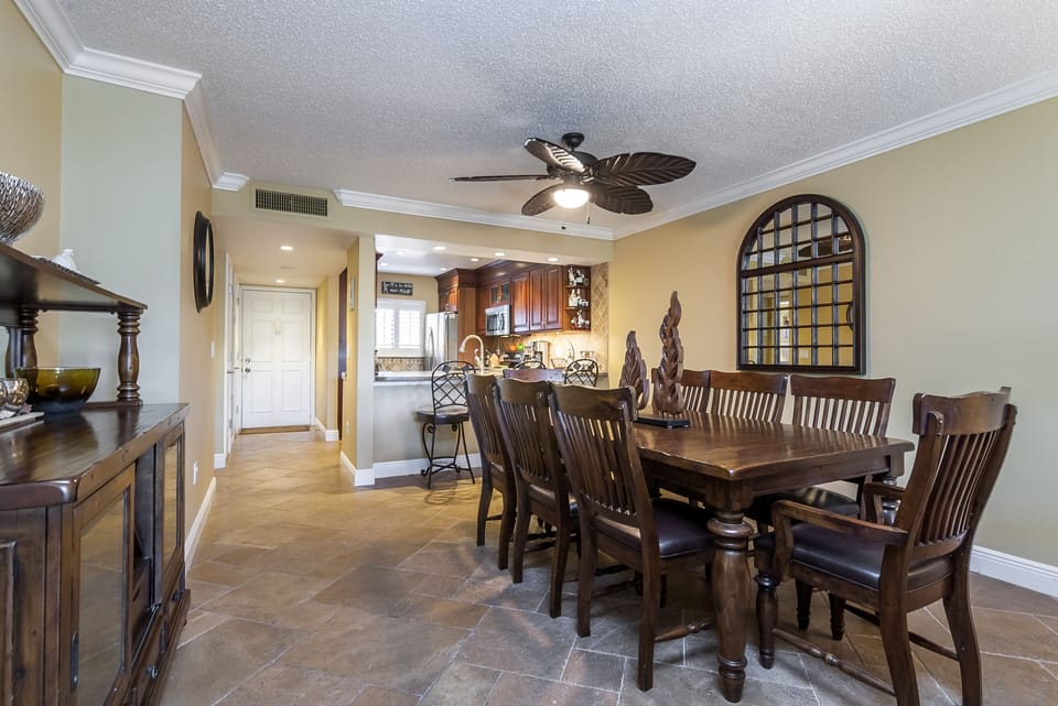 1-206 DIning Room