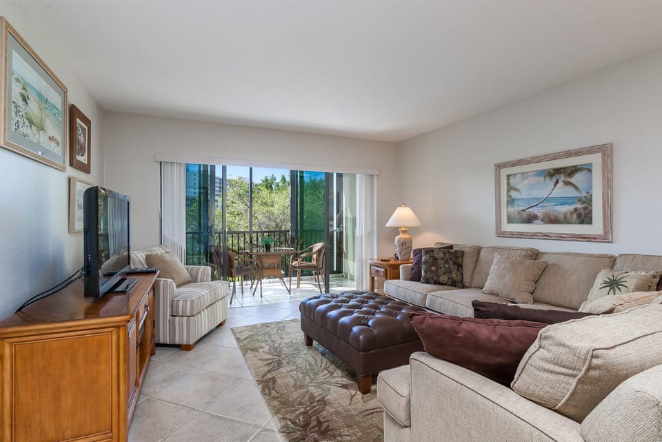 1-209 Living Room