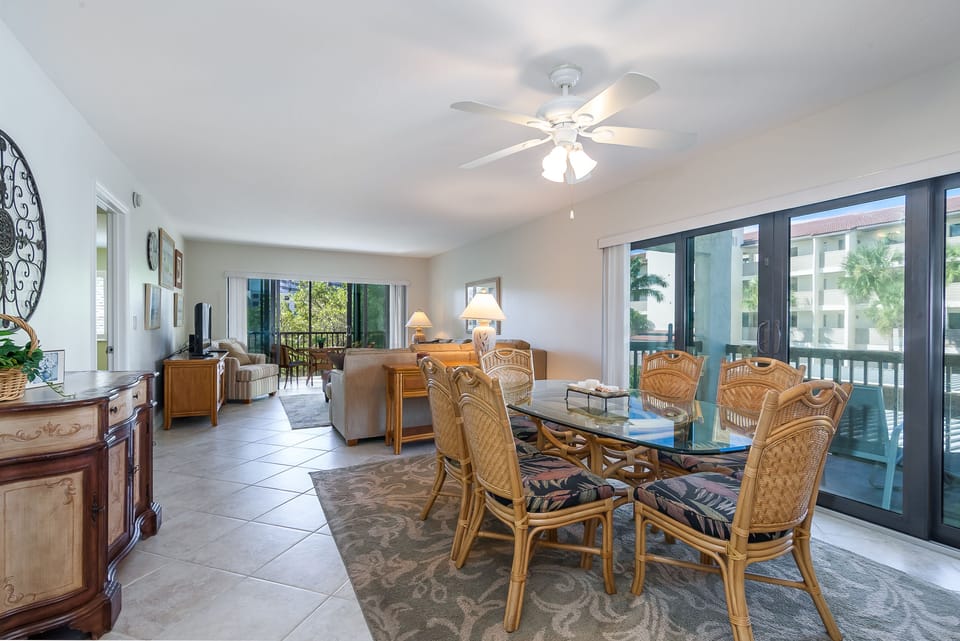 1-209 Dining Room