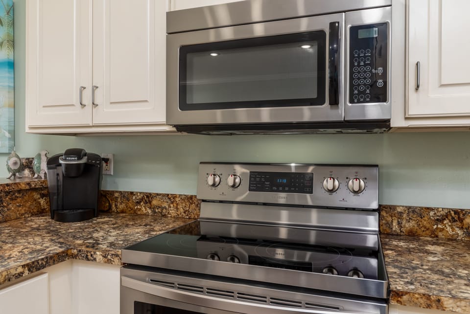 007 Mother of Pearl Kitchen Stove