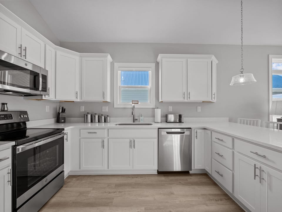 Kitchen with bar seating for 4.