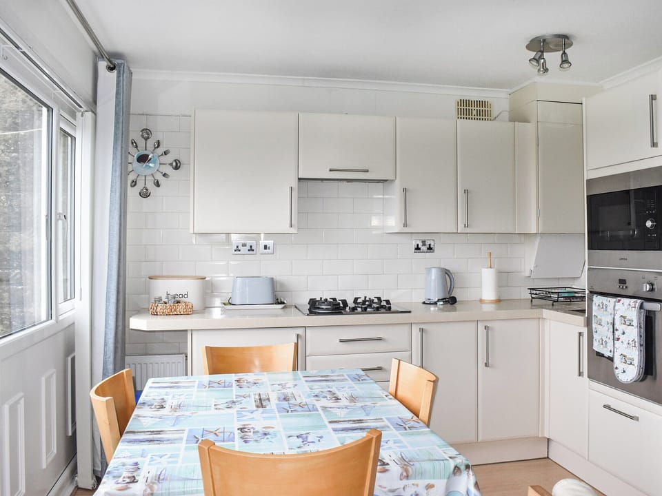 Open plan living space | Sundance, Freshwater