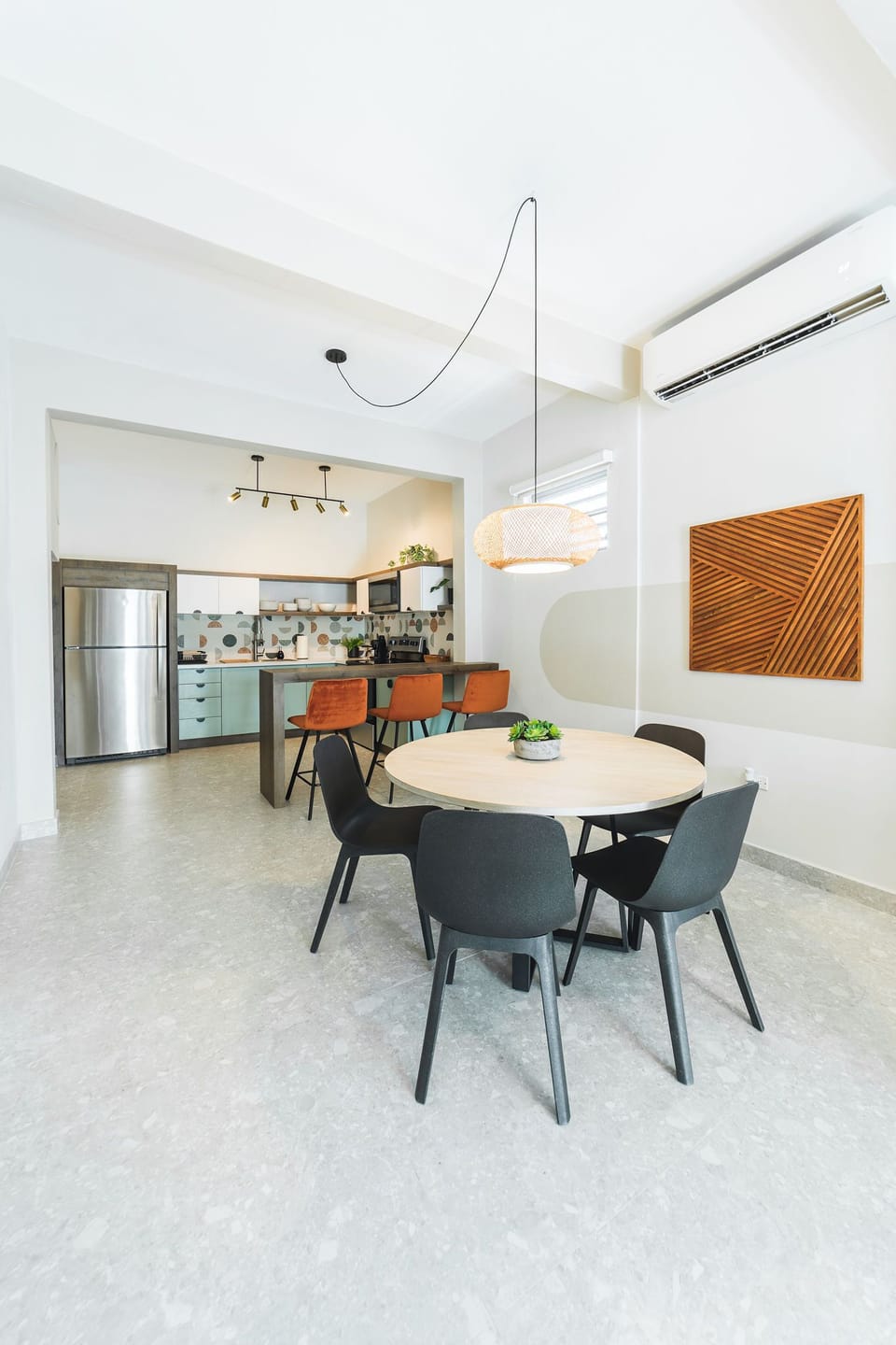 Jengibre's dining and kitchen area!