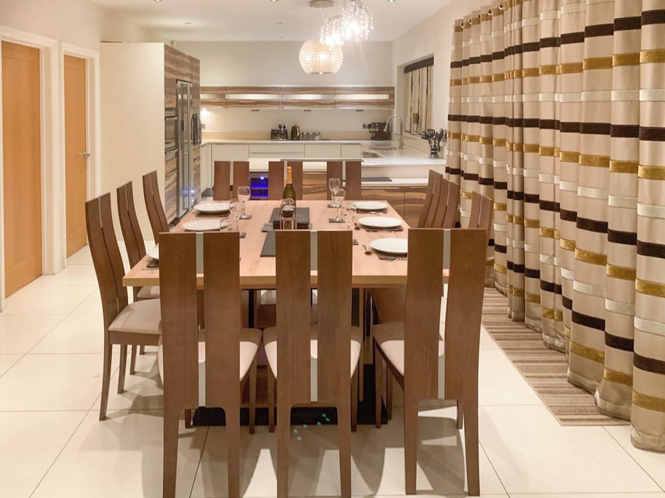 Dining Area | Wernddu Fechan House - Wernddu Properties, Neath