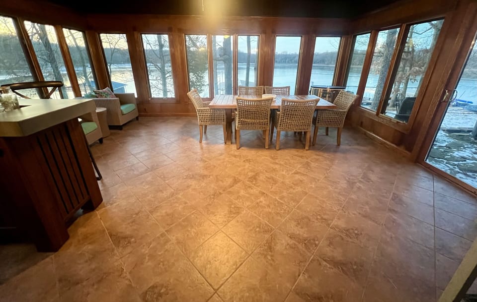 Sunroom with excellent lake views 
