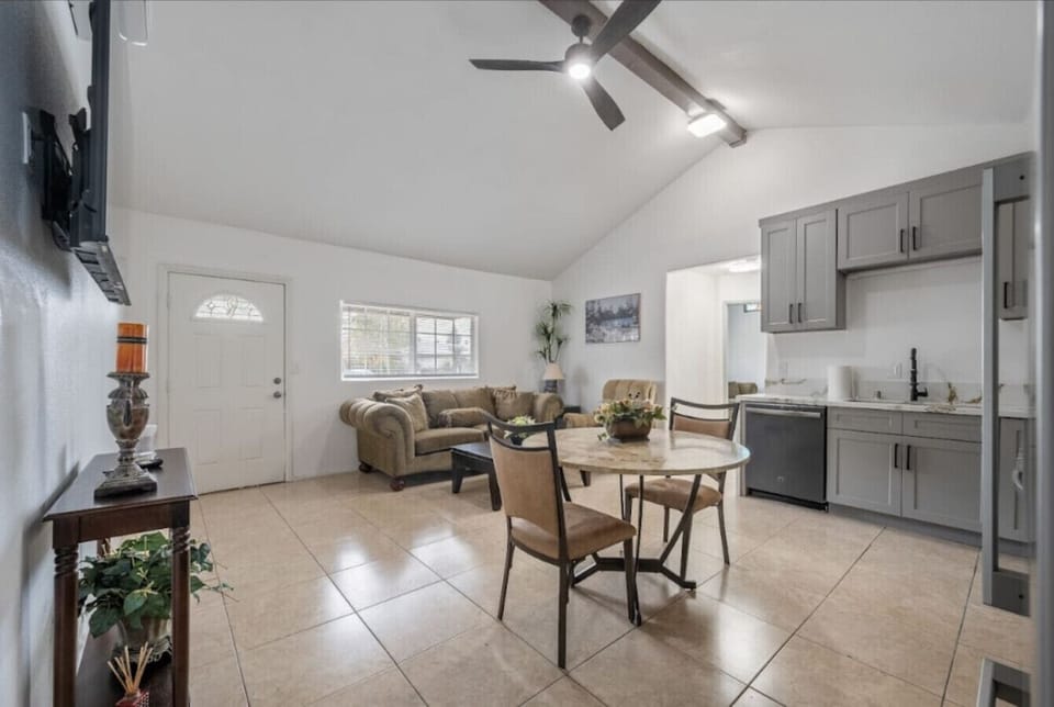 🍽️ Stylish kitchen designed for easy cooking, dining, and gathering.