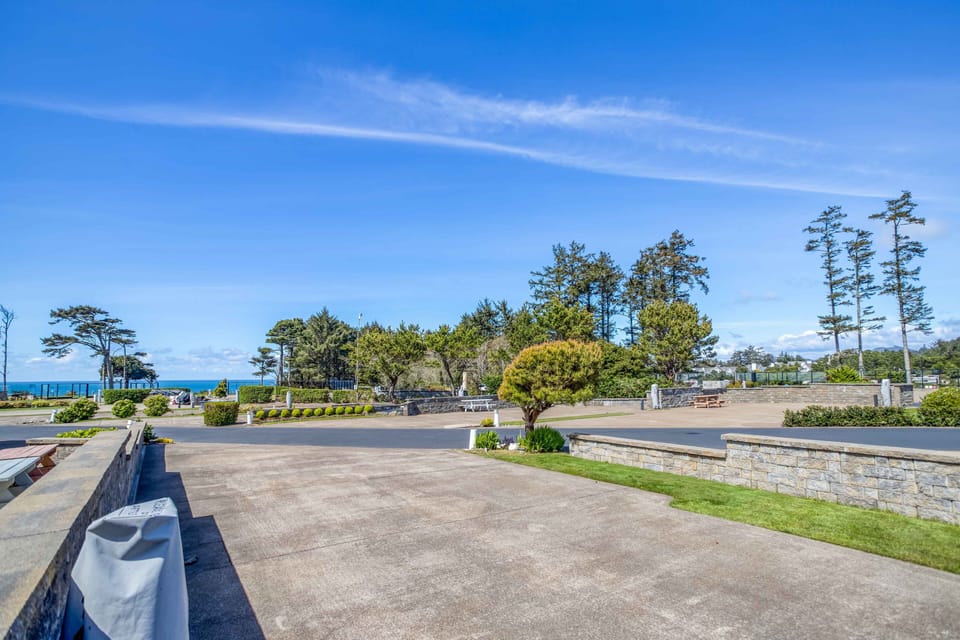 Clubhouse Site B 146 R (3)