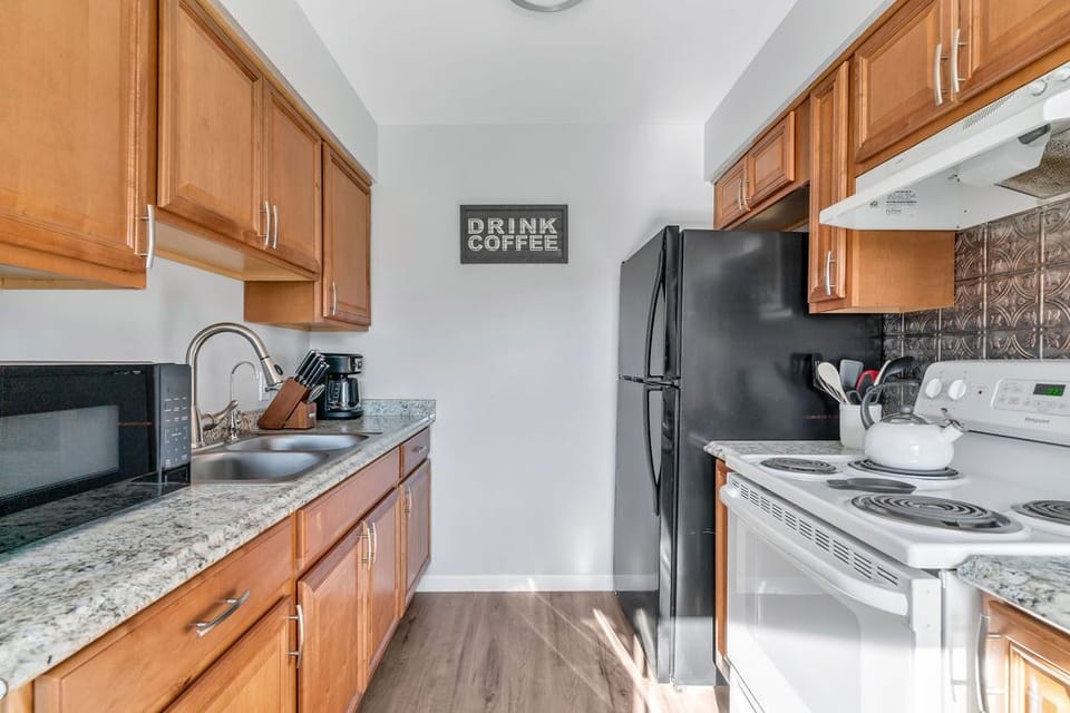 Fully stocked kitchen with everything you need to prepare a meal!