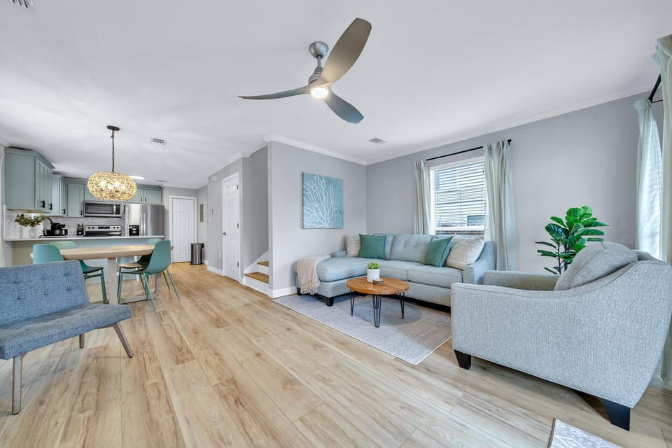 We have an open living, dining and kitchen area with a smart TV and plenty of board games and books to keep our guests entertained!