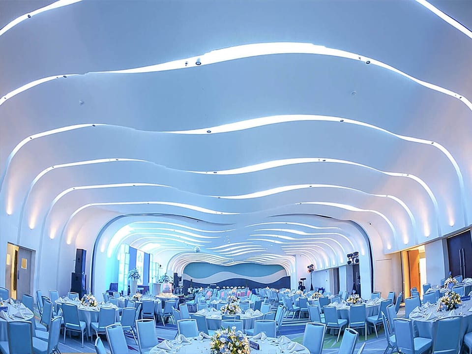 Banquet hall