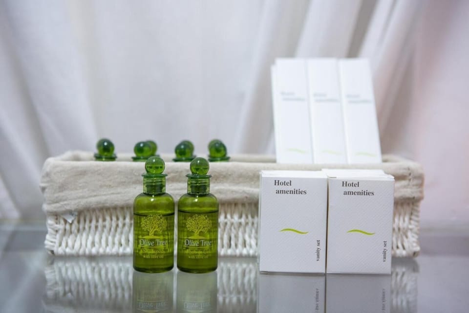 Bathroom amenities