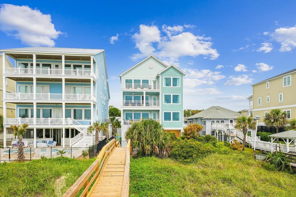 Welcome to Dozen Cousin Cove located in North Myrtle Beach.