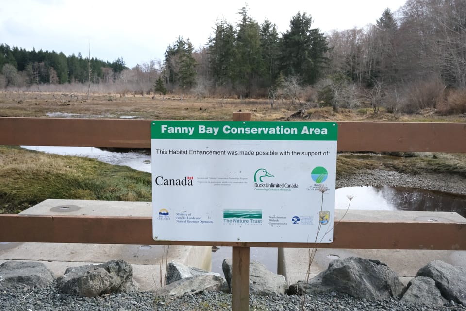 Fanny Bay Conservation Area - 8min walk.