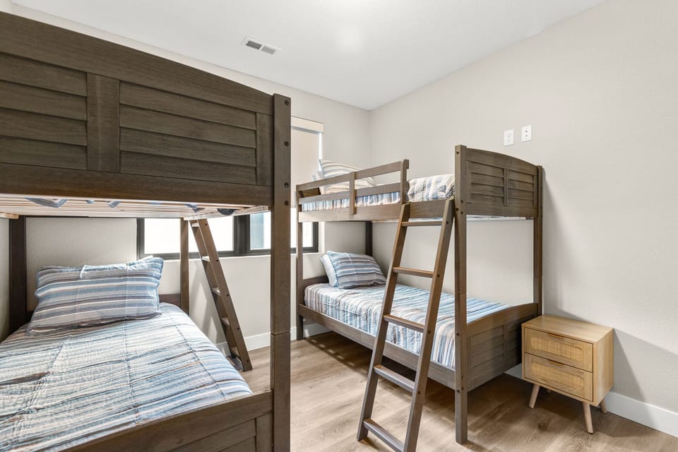 Bunk room