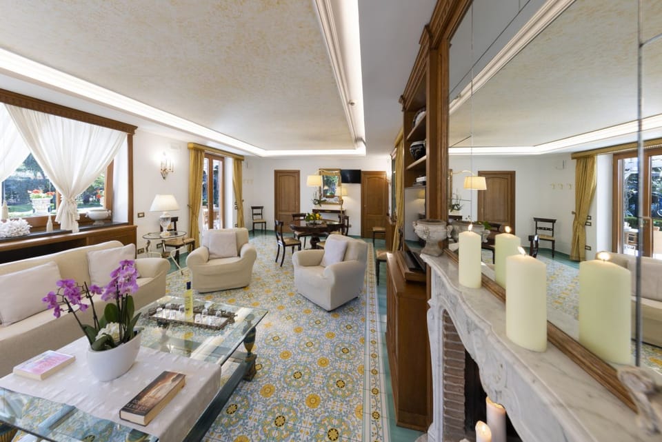 SorrentoVibes - Villa in Sorrento Center | gardens & outdoor space Villa in Sorrento