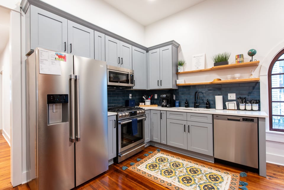 Fully stocked kitchen.