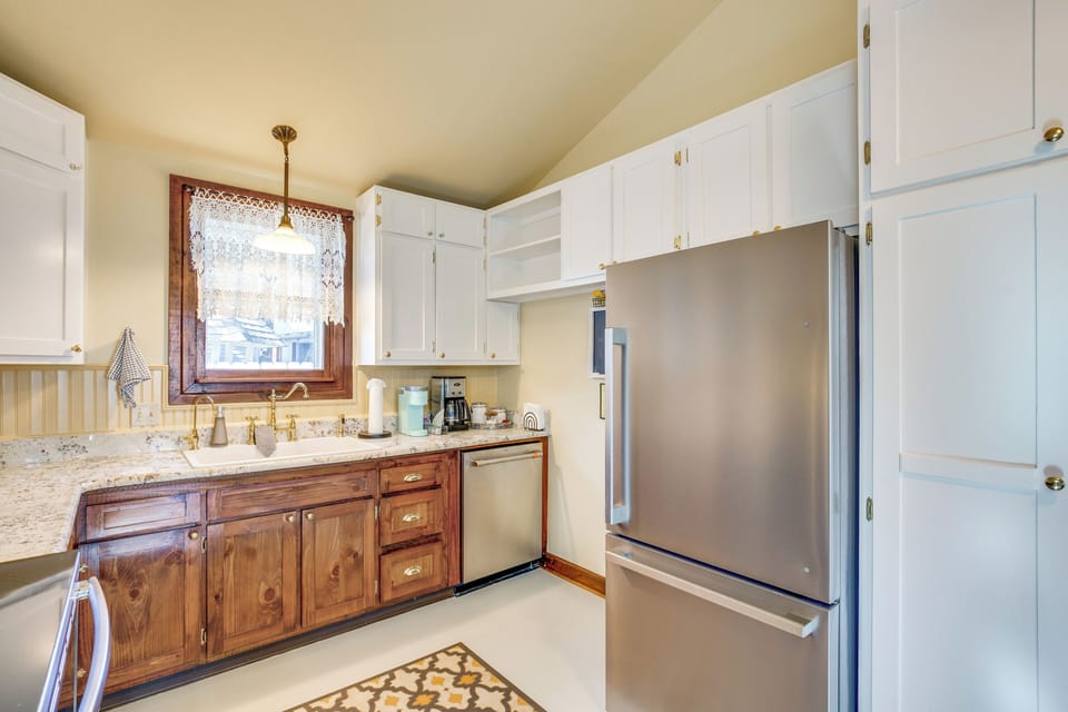 Kitchen | Keurig | Drip Coffee Maker | 1st Floor