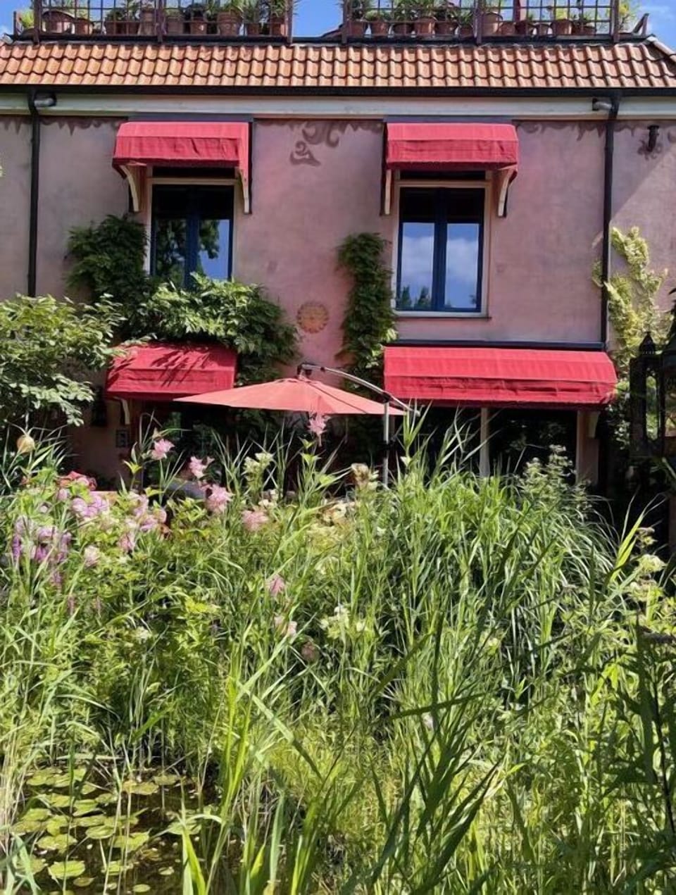 Holiday Home Exterior [summer]