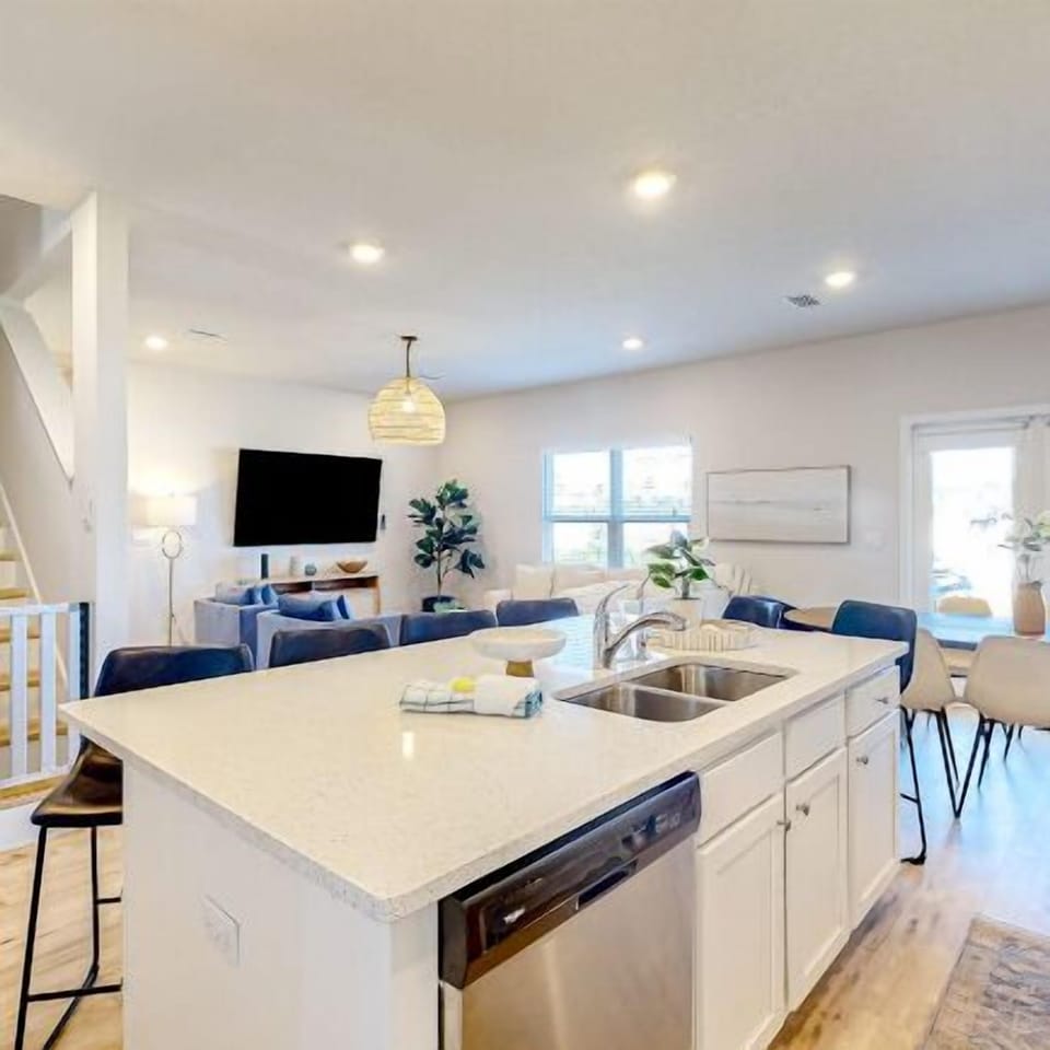 Gather & Dine in Style! Modern Kitchen Island (seats 6) . Open Concept Area