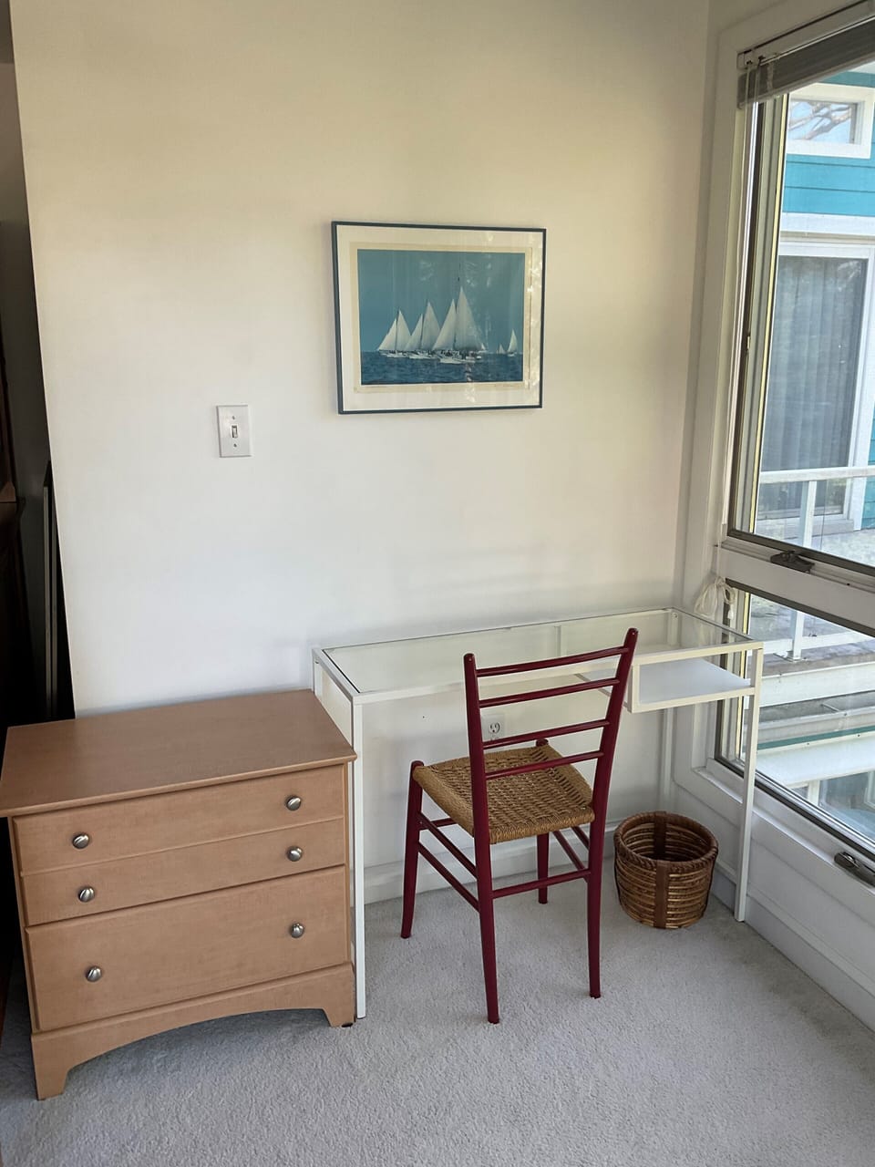 desk area in 2nd fl br