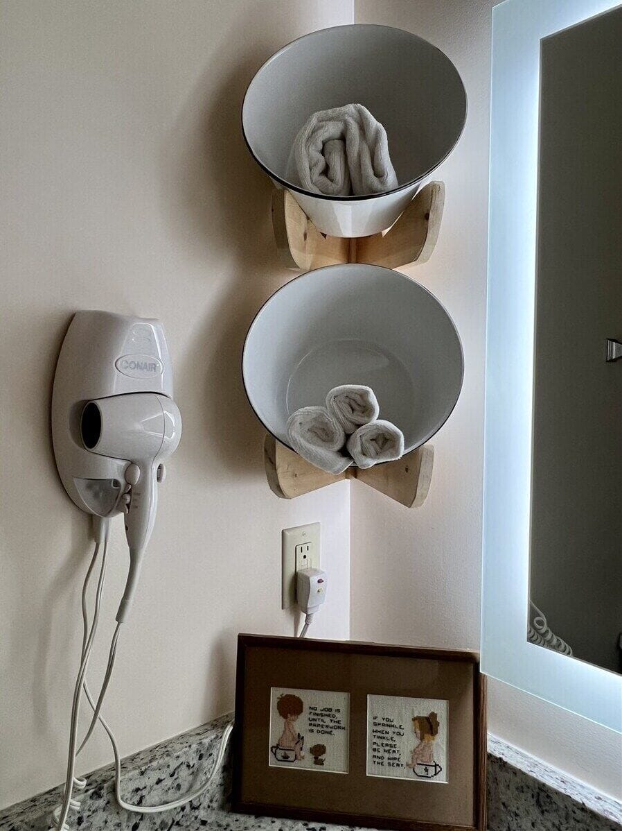 Bathroom amenities