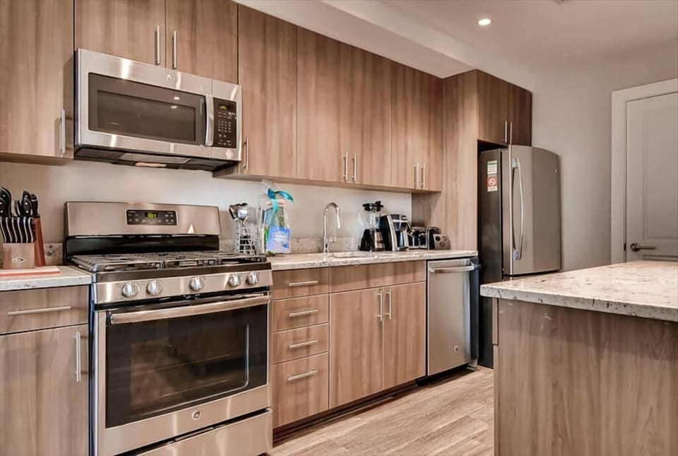 South Arlington Arlington 1 Bedroom Kitchen