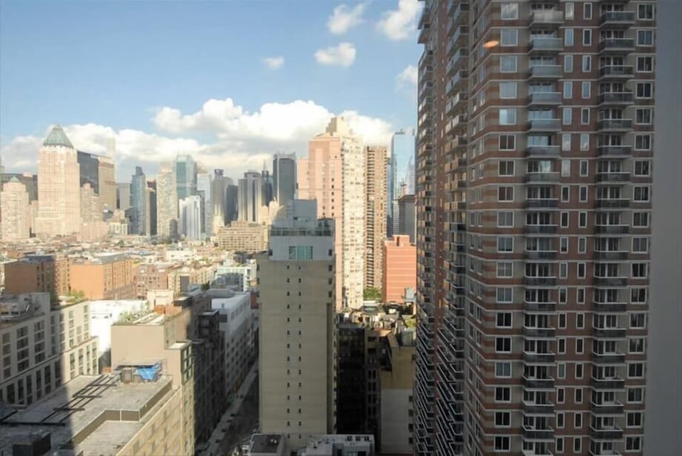 Midtown West New York 1 Bedroom View