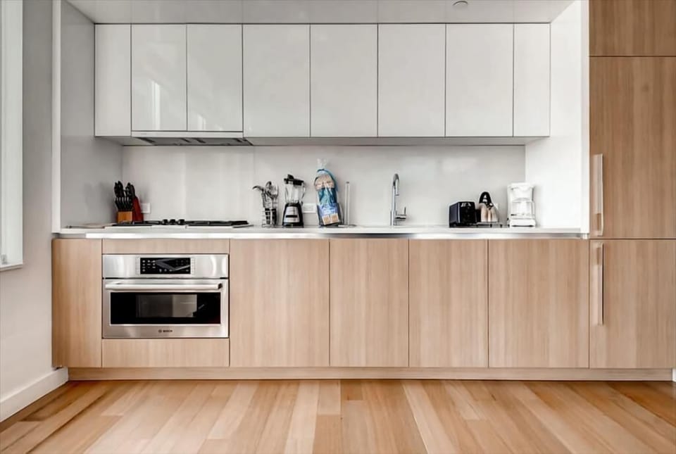 Midtown West New York 1 Bedroom Kitchen