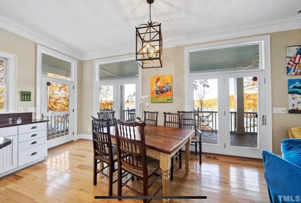 Kitchen dining area with lakeview from rocking chair porch.