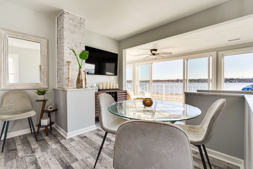 Buckeye Lake Vacation Rental | 3BR | 2BA | Stairs Required | 1,240 Sq Ft