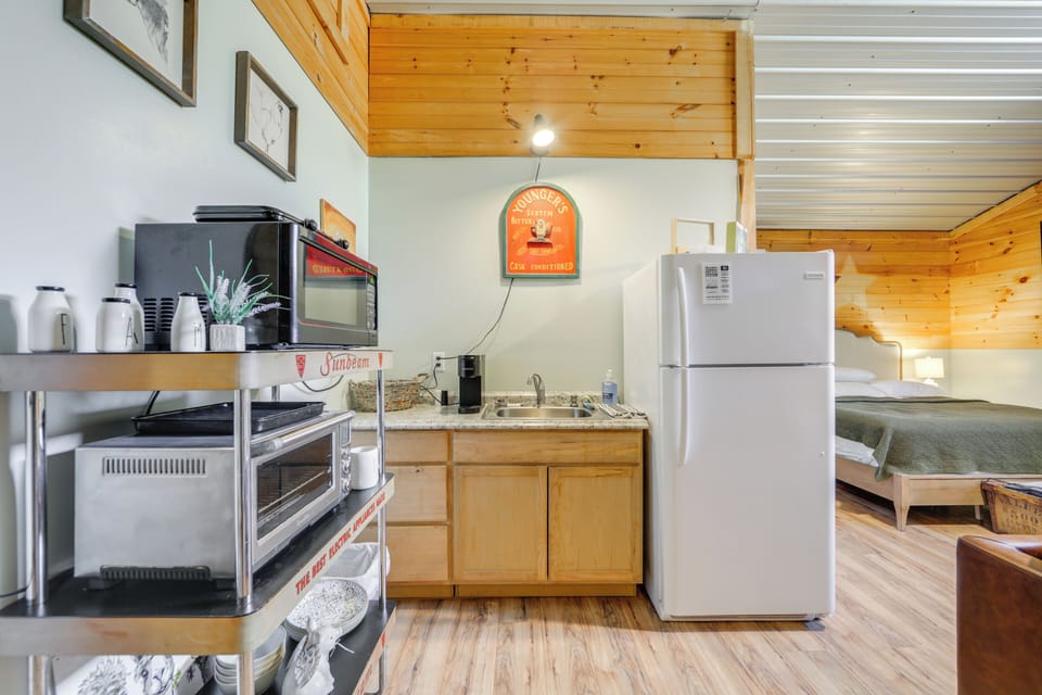 Kitchenette | Cooking Basics | Keurig Coffee Maker