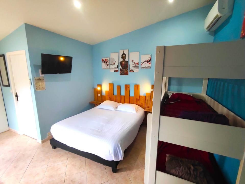 Le lit double 160 x 200