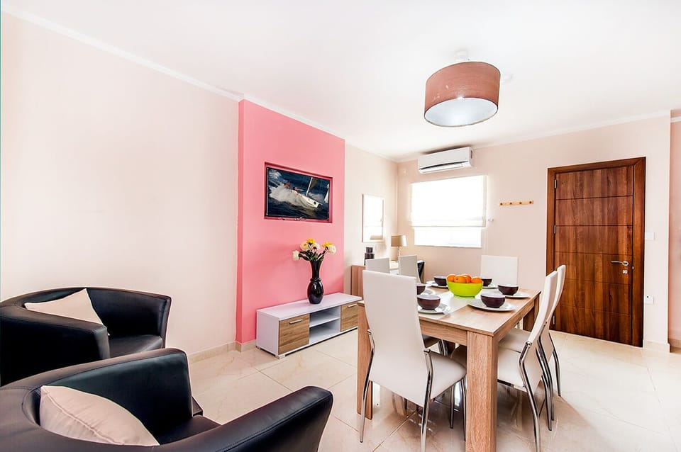 Entrance and Dining Area