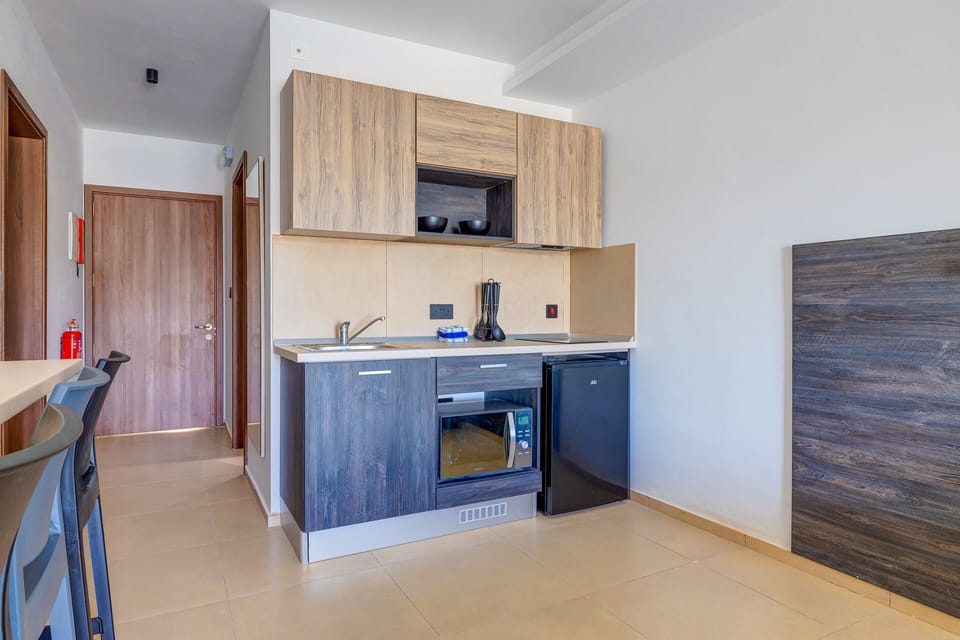Kitchen Area 2 (Room 2)