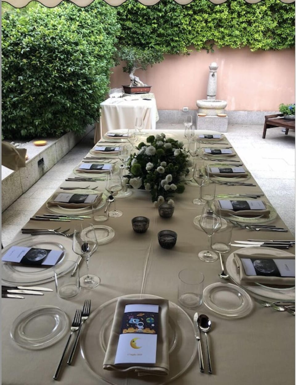 Banquet hall