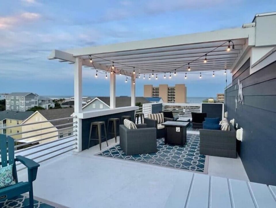 Enjoy the ocean view. We're only 2 blocks from the beach! 